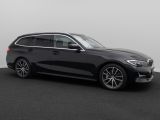 Foto Nummer 4: BMW 330i