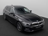 Foto Nummer 3: BMW 330i